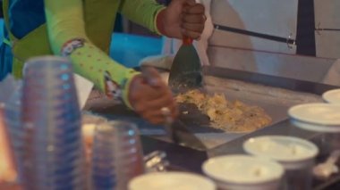 Dondurma Tay tarzı Tayland pişirme