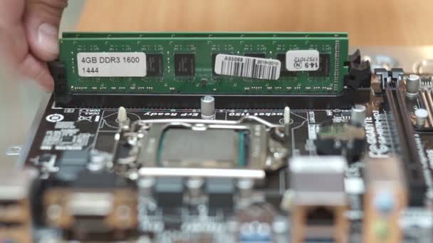 Ddr3 entfernen — Stockvideo