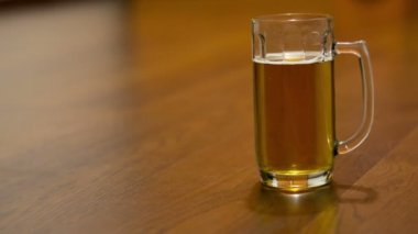 Bira bardağı, zaman atlamalı boşalma