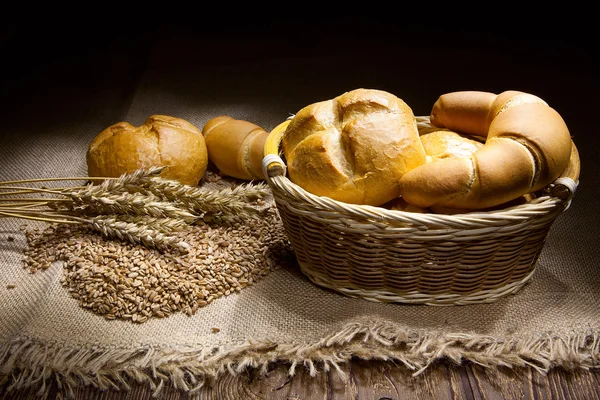 小麦、トウモロコシ、パン — ストック写真