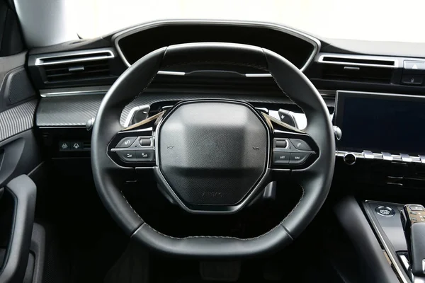 Steering Wheel New Modern Car — Stock Photo, Image