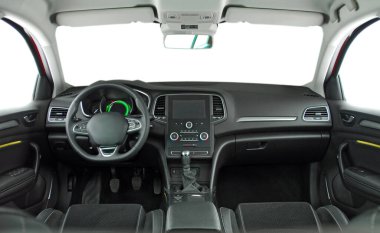 Modern bir arabanın içi. Modern bir arabanın gösterge paneli.