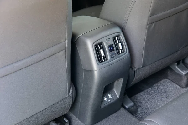 Trou Ventilation Dans Une Voiture Luxe Pour Les Ensembles Arrière — Photo