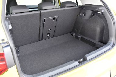 Bir yolcu vagonunun bagajı.