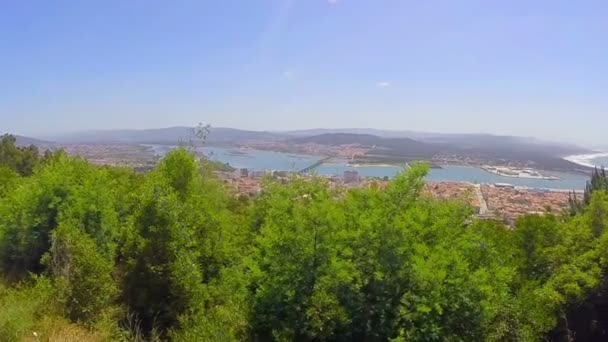 Dit is Cascade berg gezien vanaf de rand van de Portugal — Stockvideo