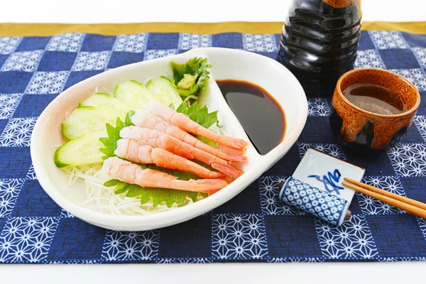 Cocina japonesa Pescado crudo fresco camarones rosados — Foto de Stock