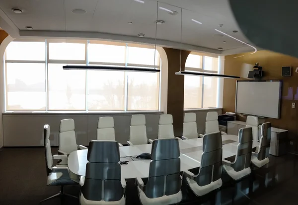 Contemporary corporate meeting room — Stock Photo, Image