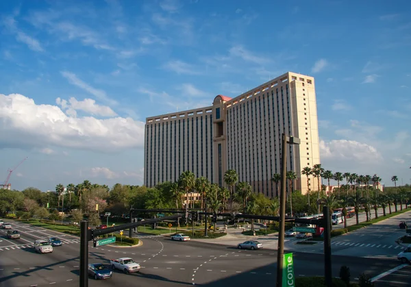 ORLANDO, FL, USA - 12 DE MARZO DE 2008: El Rosen Centre Hotel en la intersección de International Drive y Convention Way en Orlando, USA el 12 de marzo de 2008 — Foto de Stock