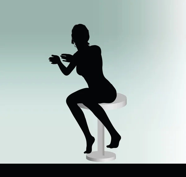 Silueta de mujer con pose sentada apoyada en la mesa — Vector de stock