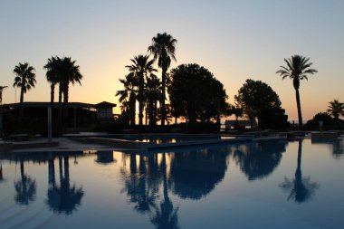 Denizin Üzerinde Gün Doğumu