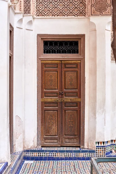 Ozdobione Drzwi Pałacu Bahia Palace Odwiedzają Turyści Całego Świata Jest — Zdjęcie stockowe