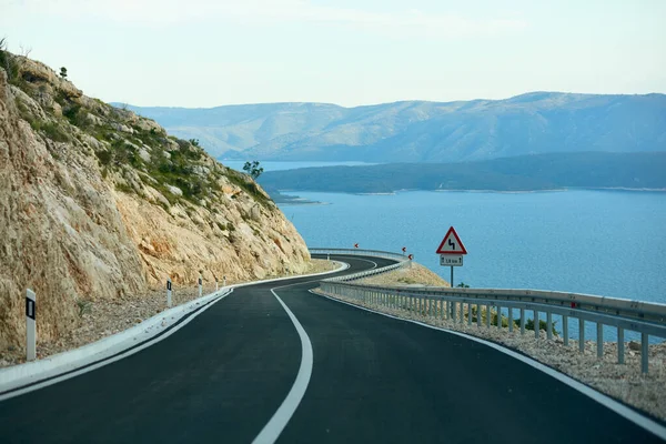 Ένας Νέος Δύσβατος Και Άδειος Δρόμος Στην Παραλία Νήσος Μπρακ — Φωτογραφία Αρχείου