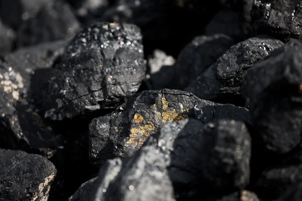 대형 석탄 덩어리 — 스톡 사진
