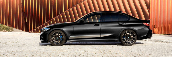 Черный BMW 330i с пакетом M Performance, перед Музеем огня. Модель G20 - Engine 258 hp, Zory, Poland, 09.15.2019