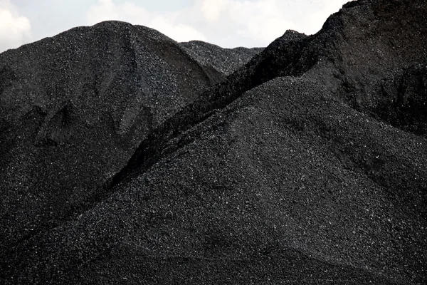 Montones de carbón - pequeña profundidad de campo — Foto de Stock