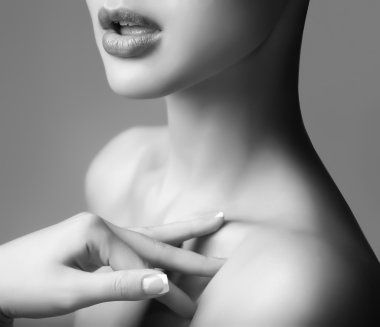 güzel kız çıplak poz