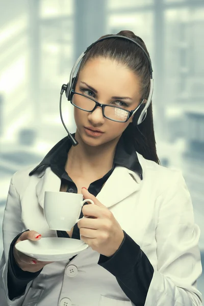 Businesswoman talking on the phone,operator — Stock Photo, Image