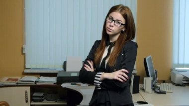 İşte genç bayan sekreter.