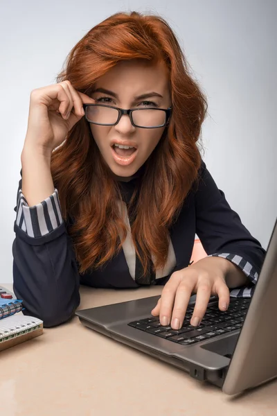 Woman secretary at work — Stock Photo, Image