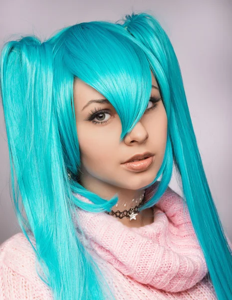 Punk tjej med blått hår — Stockfoto