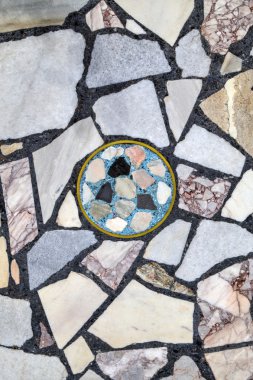 Taş mozaik duvar
