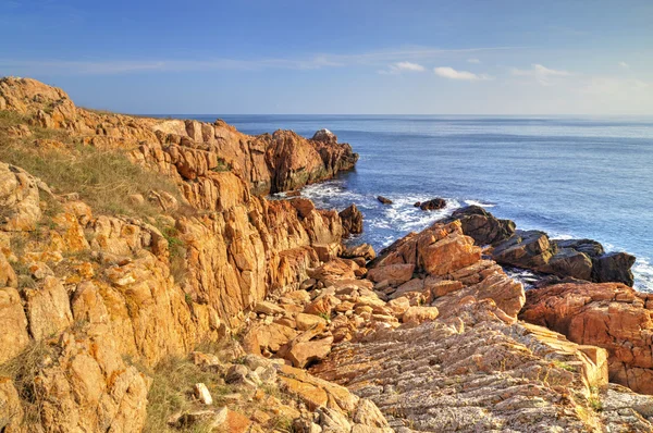 Paisaje en la costa rocosa —  Fotos de Stock