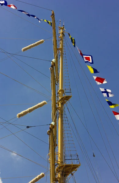 Masten des Segelschiffs — Stockfoto