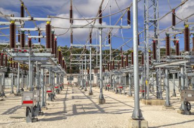 Yüksek gerilim Şalt