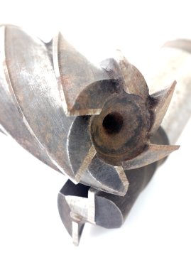 Metal aletleri izole