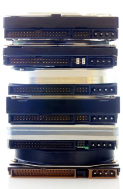 Sabit disk sürücüleri üzerinde beyaz izole