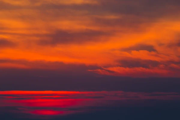 Pôr do sol colorido — Fotografia de Stock