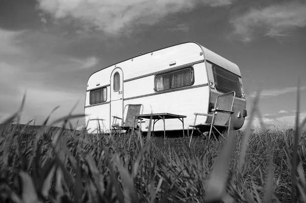 Caravan on a green — Stock Photo, Image