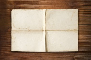 Eski ahşap arka plan boş kağıt ile