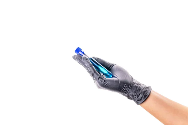 Spritze. Arzt Hand in Hand in medizinischen Handschuh halten Reagenzglas oder Flasche zum Schutz Grippeviren und Coronavirus. Covid Impfstoff isoliert auf weiß. Krankenschwester oder Arzt. Flüssige Droge oder Betäubungsmittel. — Stockfoto