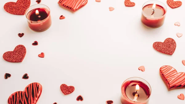Ημέρα Του Αγίου Βαλεντίνου Κουτί Δώρου Κόκκινες Καρδιές Αγάπης Ρομαντικό — Φωτογραφία Αρχείου