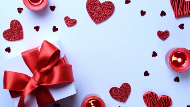 Caja Regalo San Valentín Corazones Rojos Amor Vela Romántica Sobre — Vídeos de Stock