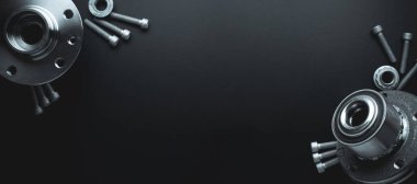 Sessiz bloklar. Yeni metal araba parçası seti. Otomobil motoru yedek veya otomotiv parçası siyah pankartta izole edilmiş. Metin için alanı olan otomobil motoru servisi