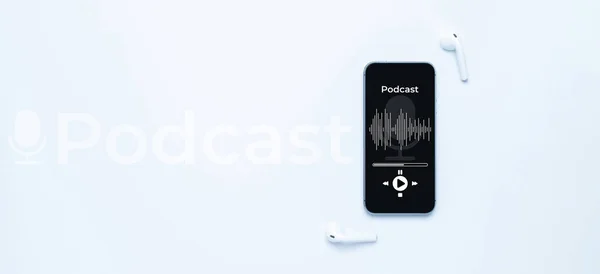 Música Podcast Pantalla Móvil Para Smartphone Con Aplicación Podcast Auriculares —  Fotos de Stock