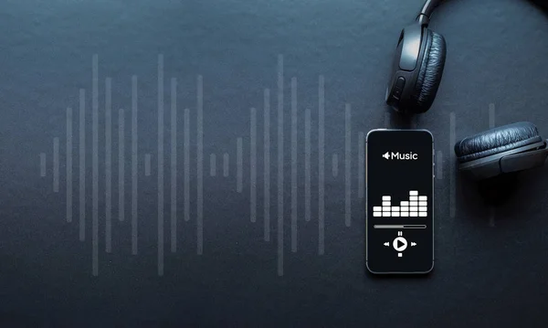 Hudební Koncept Zvukové Beaty Zvukové Sluchátka Hudební Aplikace Obrazovce Mobilního — Stock fotografie