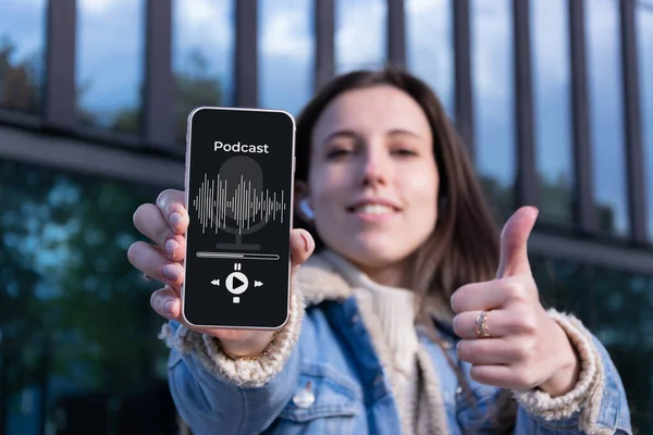Equipo Audio Podcast Aplicación Podcast Audio Pantalla Del Teléfono Inteligente —  Fotos de Stock