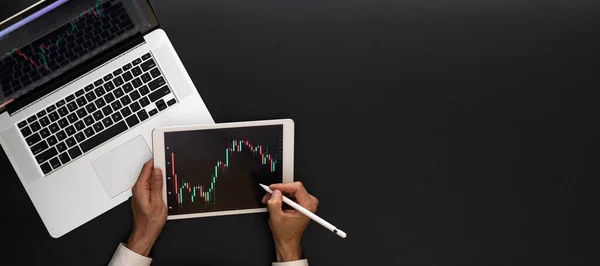 Marknadshandel Investeringsteknik App Digital Skärm Finansieringsansökan För Statistik Över Försäljning — Stockfoto
