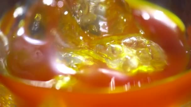 Gel Cosmétique Transparent Carotène Rotation Ferme Mélange Gel Hydratant Crystal — Video