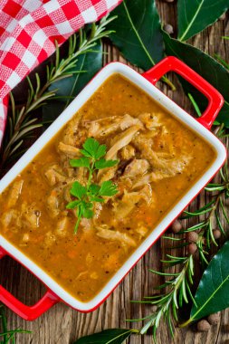 Dana işkembe çorbası