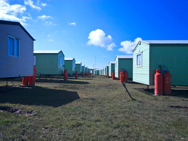 Caravanas de férias estáticas em um local de acampamento — Fotografia de Stock