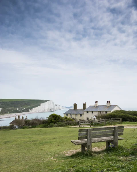 South Downs East Sussex'deki / daki yedi kız kardeş kayalıklarla