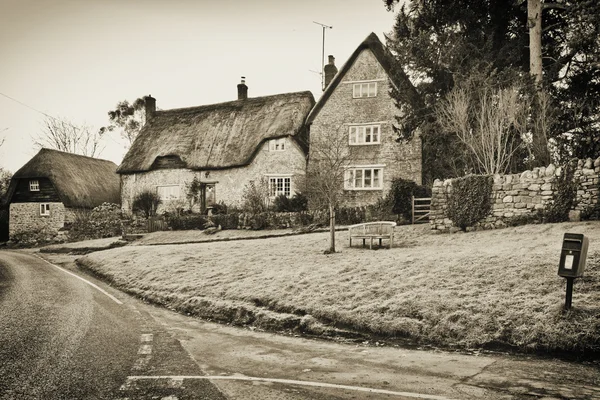 Old English house — Stock Photo, Image