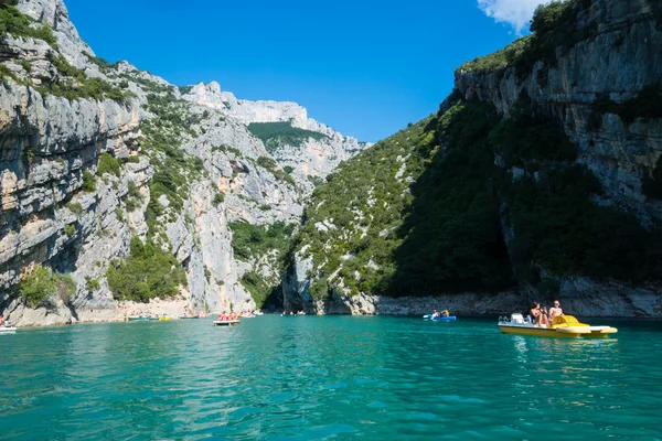 Verdon Grand, Fransa-Ağustos 02,2015: Güney-Doğu Fransa (Alpes-de-Haute-Provence), sık sık Avrupa nın olarak kabul edilir bir nehir kanyonun en güzel olduğunu. — Stok fotoğraf