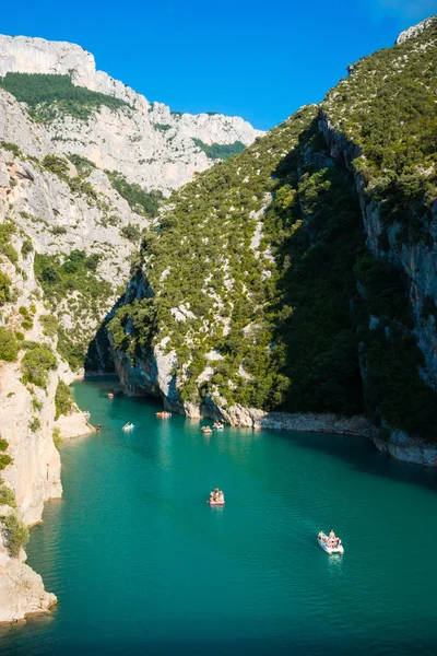 Verdon Grand, Francie-srpen 02,2015: Jihovýchodní Francie (Alpes-de-Haute-Provence), je říční kaňon, který je často považován za jeden z nejkrásnějších. — Stock fotografie