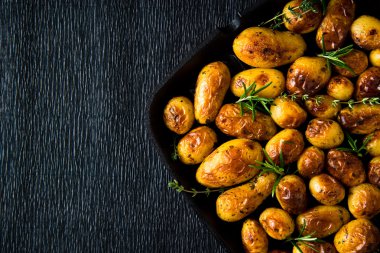 Yeni kavrulmuş patates