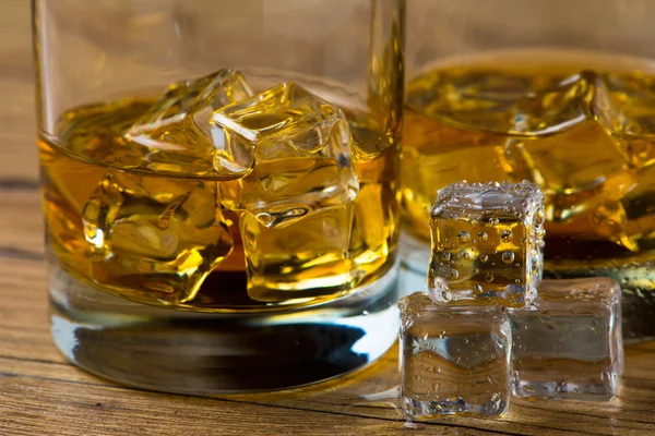 Whisky con ghiaccio — Foto Stock